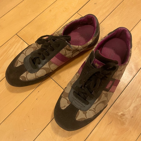 Sneakers - Picture 2 of 2